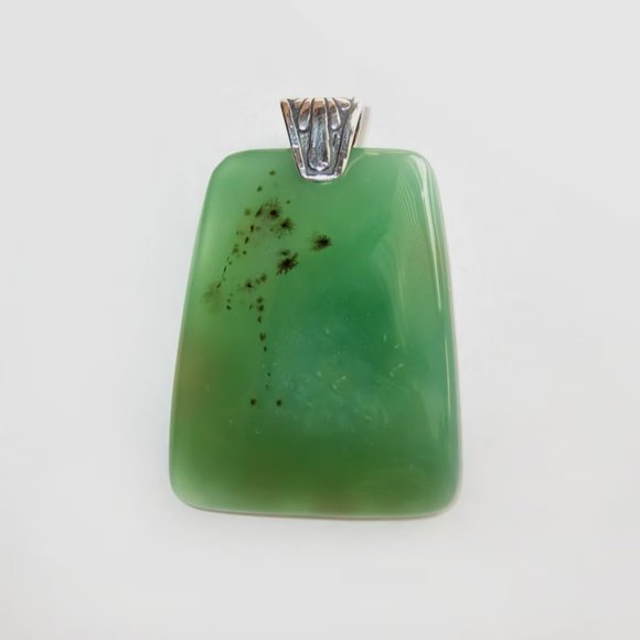 HUGE Green Agate Sterling Silver Pendant - Picture 4 of 10